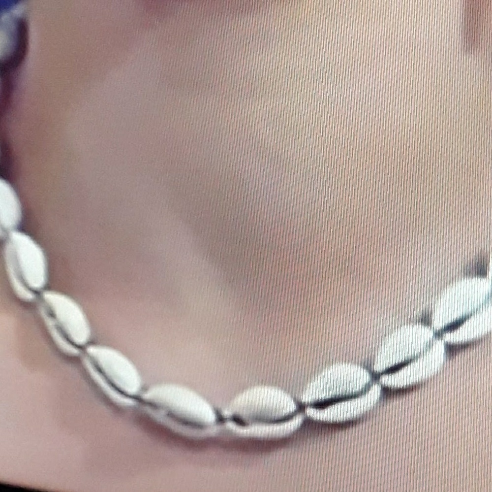 Jewelry - Picture 2 of 5
